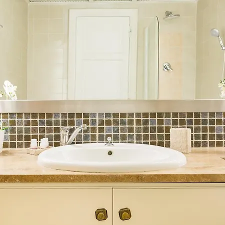 The Imperial Апартаменты *